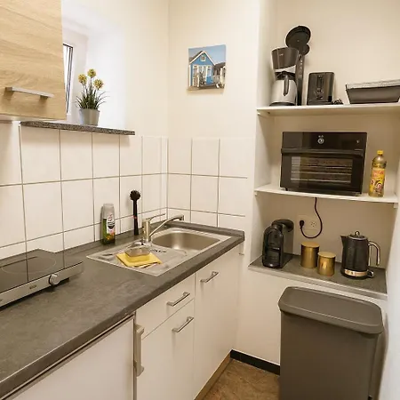 Apartment Stadtnah, Parkplatz, Terrasse, Wlan Appartamento Kiel