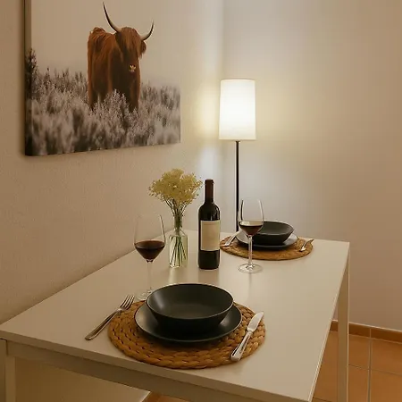 Apartment Stadtnah, Parkplatz, Terrasse, Wlan Appartamento