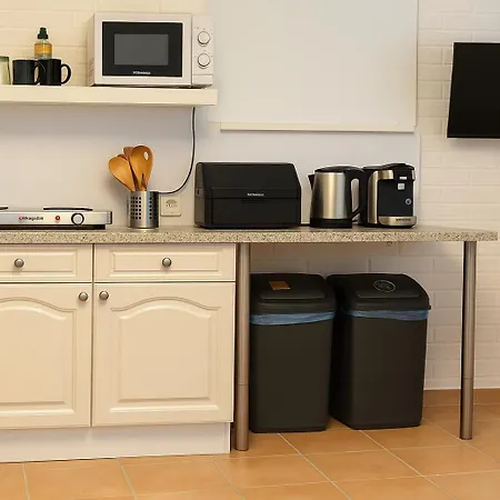 Daire Apartment Stadtnah, Parkplatz, Terrasse, Wlan *