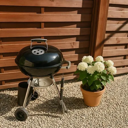 Apartment Stadtnah, Parkplatz, Terrasse, Wlan Daire