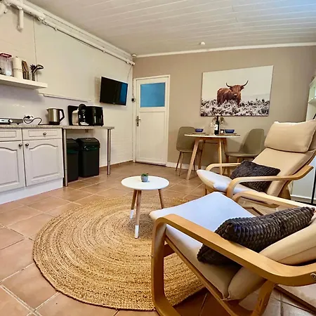 Apartment Stadtnah, Parkplatz, Terrasse, Wlan * Kiel