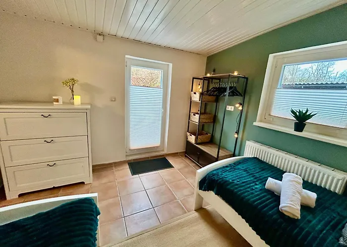 Stadtnah, Parkplatz, Terrasse, Wlan Apartamento Kiel